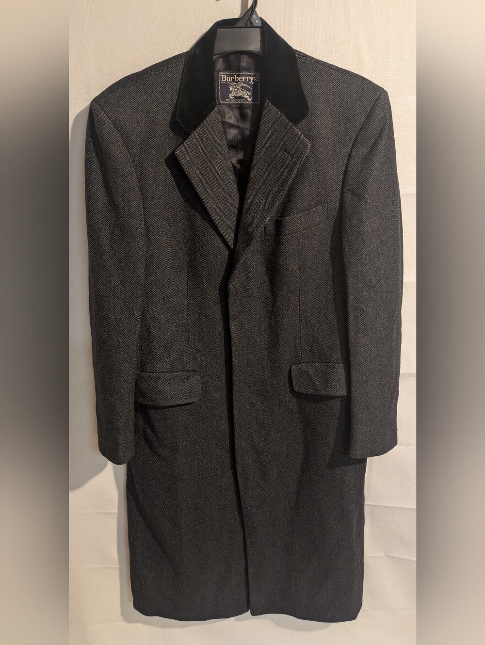 Men's Vintage Burberry Wool Herringbone Overcoat - Classic Tailored Coat